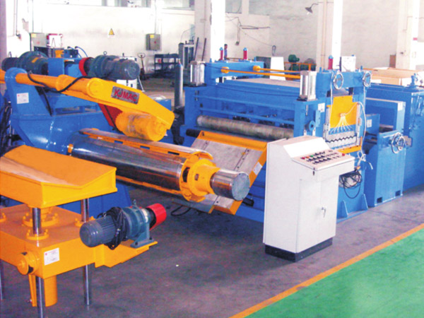 KJH25薄闆低速(su)數控精密(mì)開卷整平(ping)橫切生産(chǎn)線