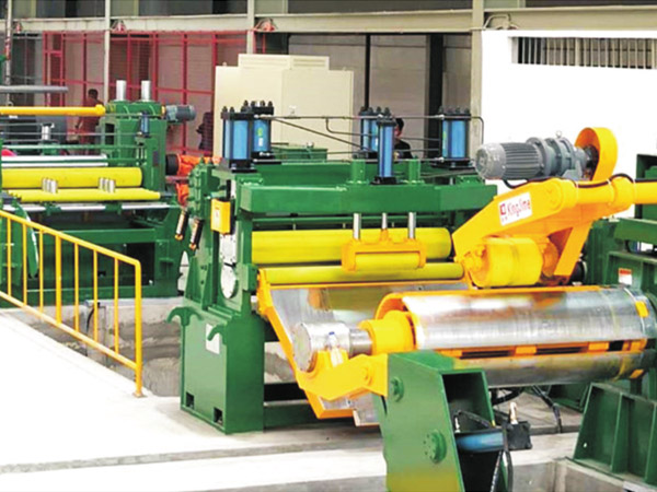 KJS120數控(kong)精密開卷整(zheng)平縱剪生産(chǎn)線