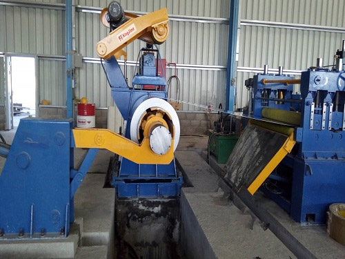 精(jīng)密分條生産(chǎn)線出口到阿(ā)曼