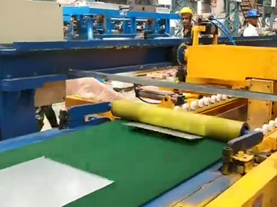 KJF100-3x1600mm飛剪(jiǎn)生産線(xiàn)