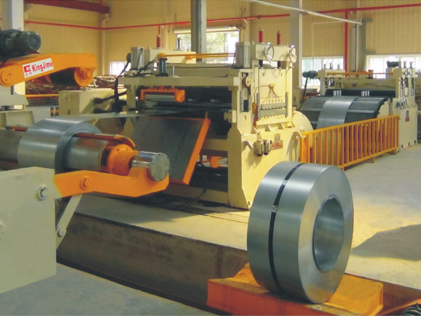 KJH60薄闆(pan)高速數控(kòng)精密開卷(juàn)整平橫切(qie)生産線