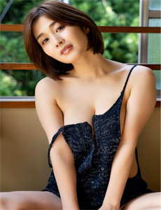 xxxx老妇性hdbbbb-两个人在线观看的视频720